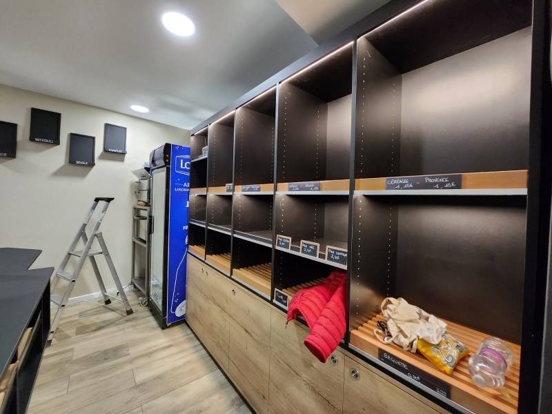 avant après travaux de la boulangerie à Arles moderne